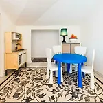 ✰ Luxurious 5 Bedroom Penthouse. Sea Views. Hot Tub. Bbq. Golden Mile