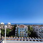 ✰ Luxurious 5 Bedroom Penthouse. Sea Views. Hot Tub. Bbq. Golden Mile