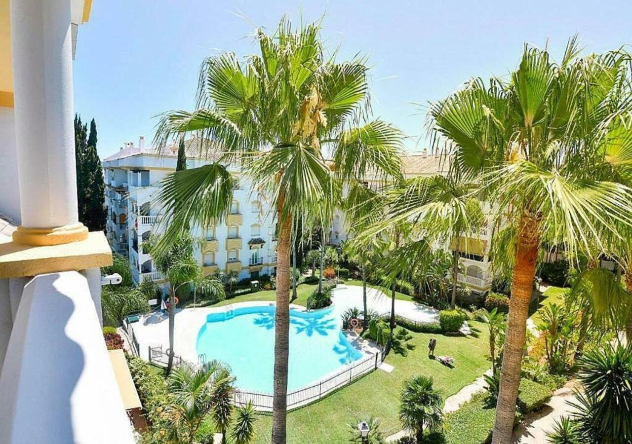 ✰ Luxurious 5 Bedroom Penthouse. Sea Views. Hot Tub. Bbq. Golden Mile